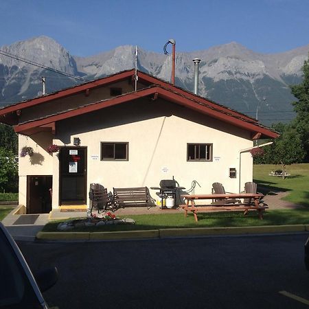 The Gateway Inn Canmore Luaran gambar