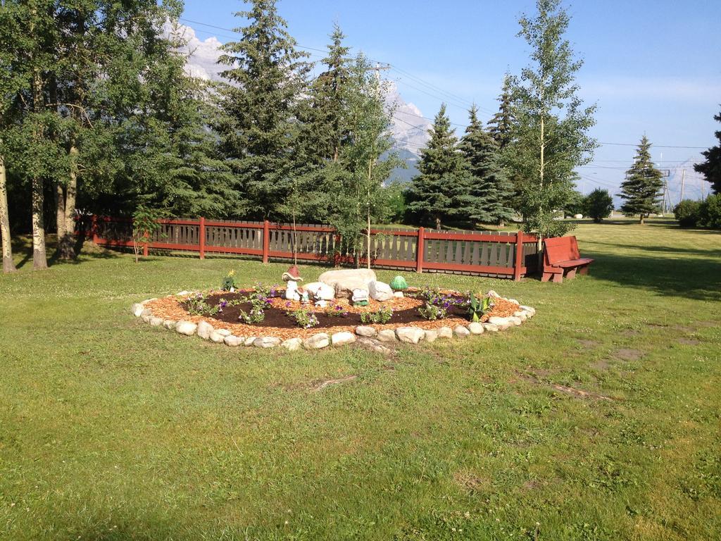 The Gateway Inn Canmore Luaran gambar