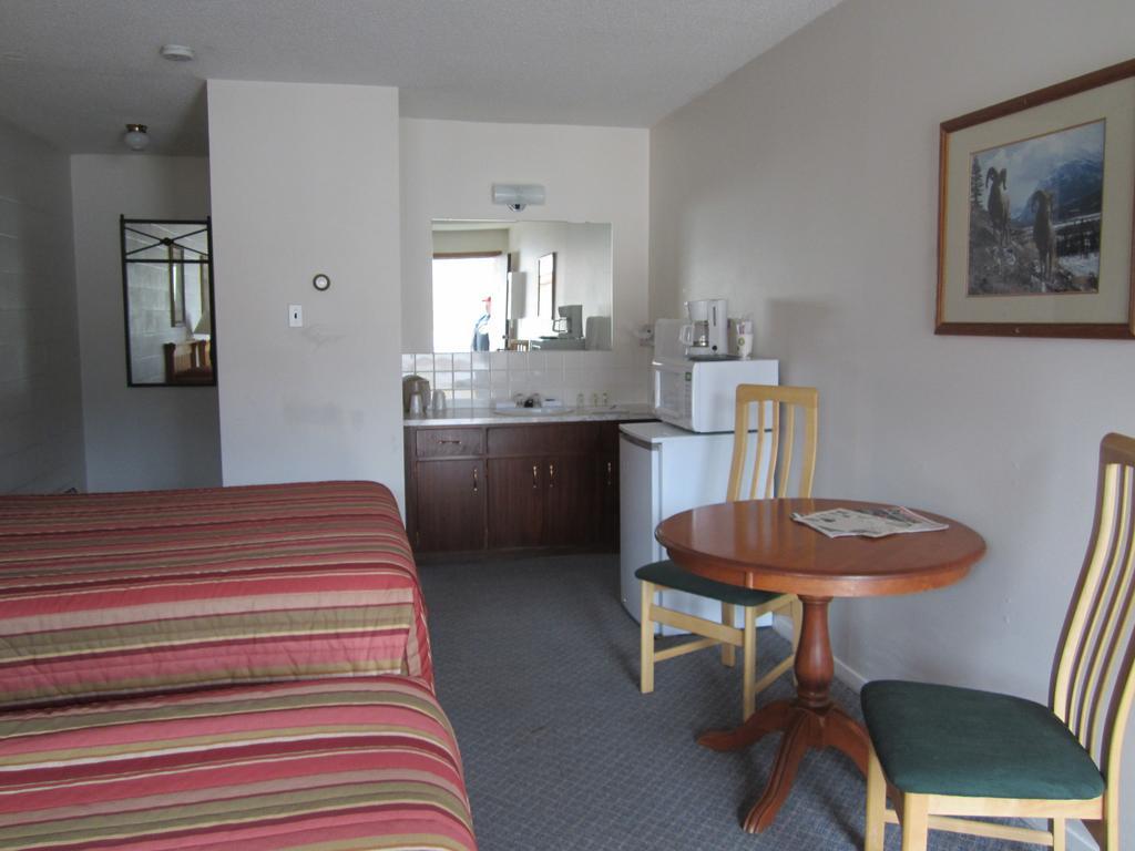 The Gateway Inn Canmore Bilik gambar