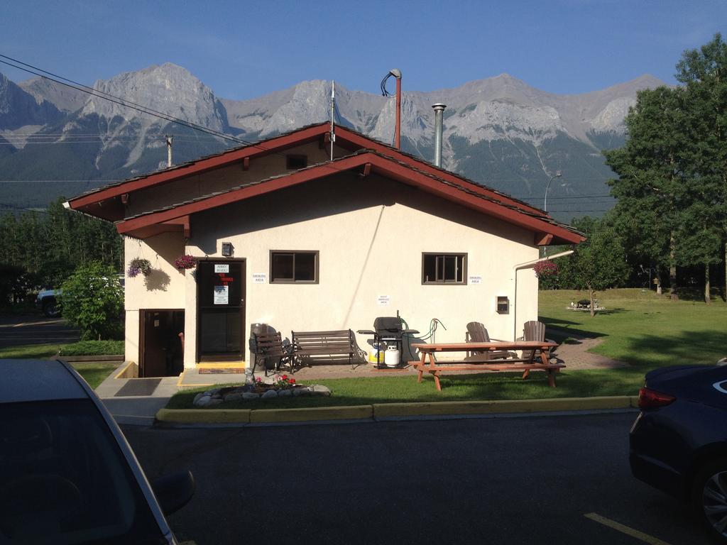 The Gateway Inn Canmore Luaran gambar